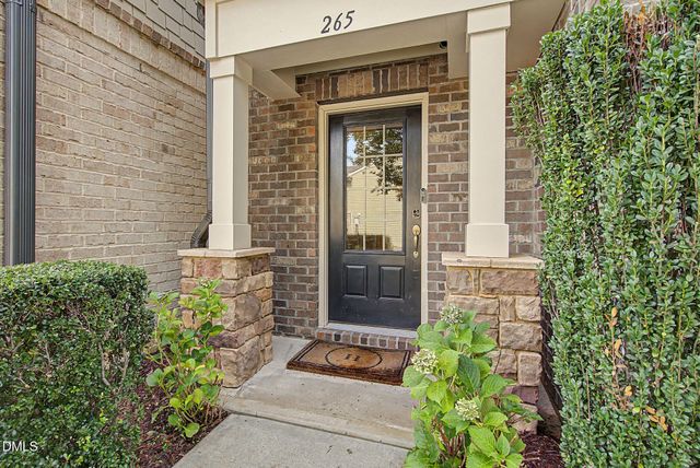 265 Daymire Glen Lane, Cary, NC 27519
