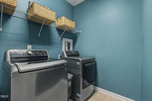 265 Daymire Glen Lane, Cary, NC 27519
