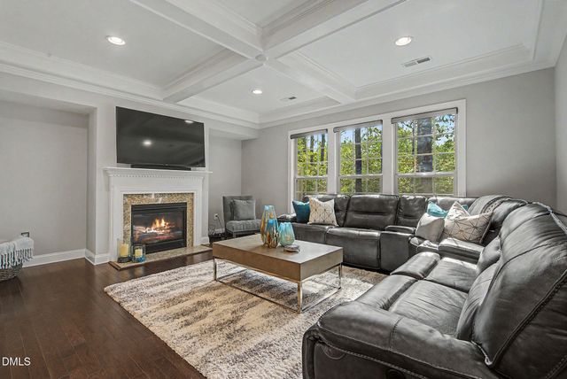 265 Daymire Glen Lane, Cary, NC 27519