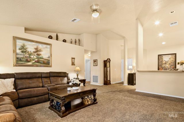 3004 Woodbridge, Caldwell, ID 83605