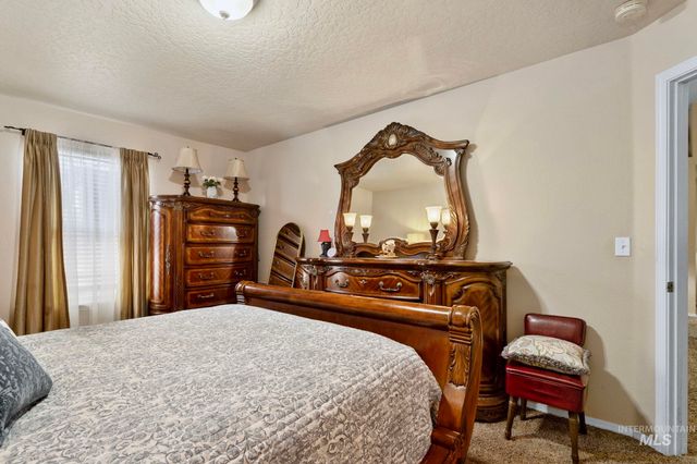 3004 Woodbridge, Caldwell, ID 83605