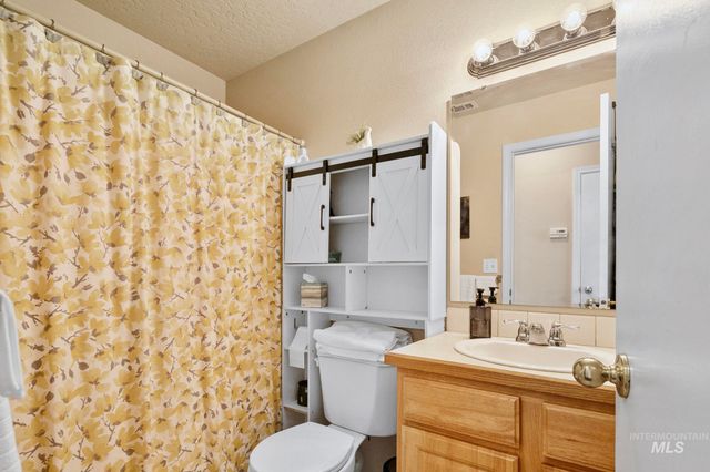 3004 Woodbridge, Caldwell, ID 83605