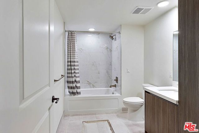 1070 S Bedford Street 402, Los Angeles, CA 90035