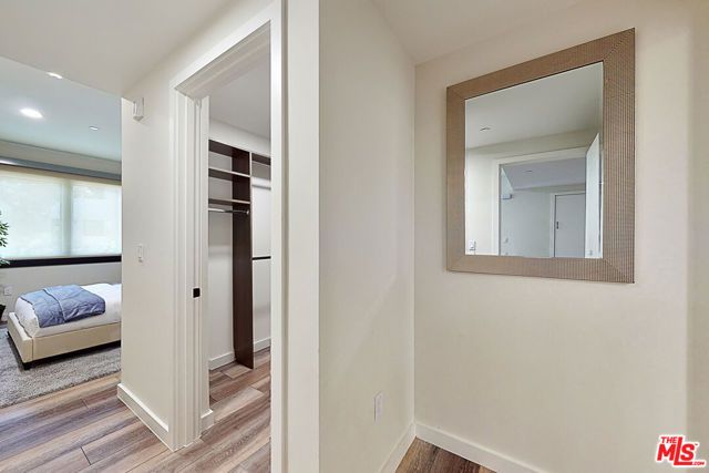 1070 S Bedford Street 402, Los Angeles, CA 90035