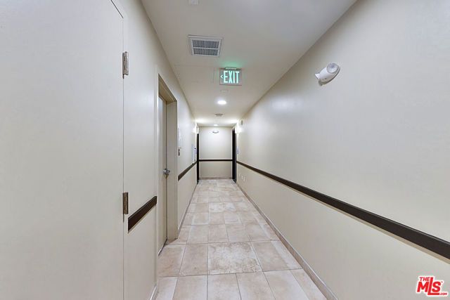 1070 S Bedford Street 402, Los Angeles, CA 90035