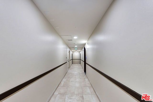 1070 S Bedford Street 402, Los Angeles, CA 90035