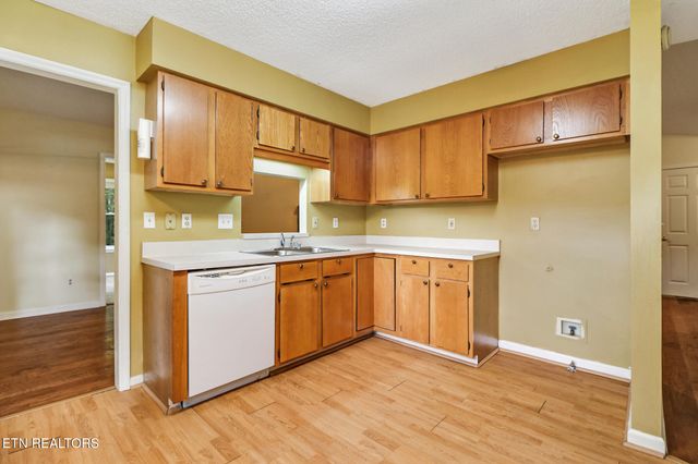 132 Cromwell Lane, Crossville, TN 38558