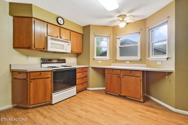 132 Cromwell Lane, Crossville, TN 38558