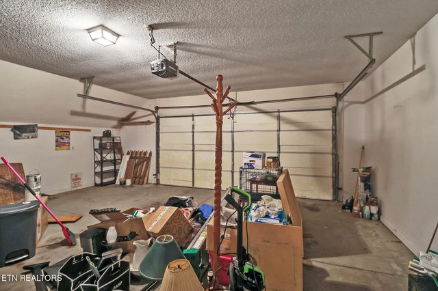 132 Cromwell Lane, Crossville, TN 38558