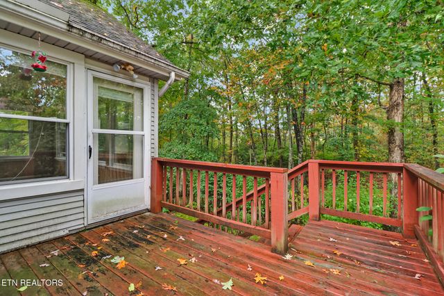 132 Cromwell Lane, Crossville, TN 38558