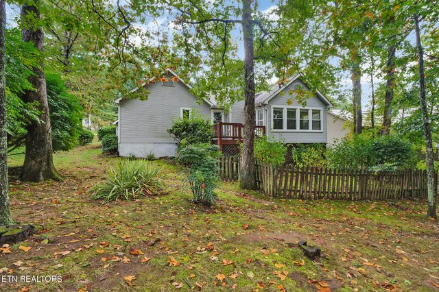 132 Cromwell Lane, Crossville, TN 38558