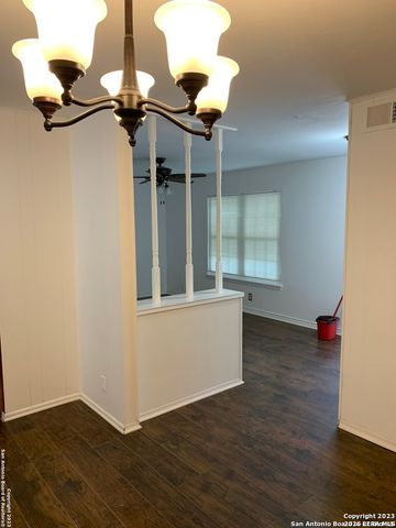 5818 Fermi, San Antonio, TX 78228