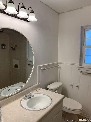 5818 Fermi, San Antonio, TX 78228
