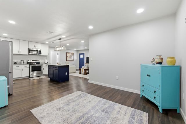 4933 Lewis Avenue, Midlothian, TX 76065