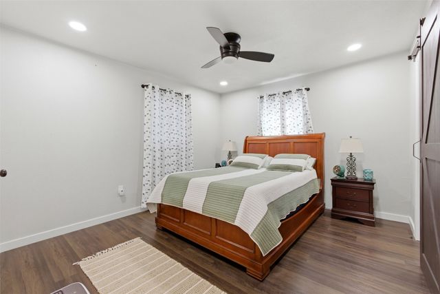 4933 Lewis Avenue, Midlothian, TX 76065