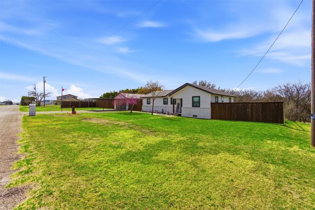 4933 Lewis Avenue, Midlothian, TX 76065