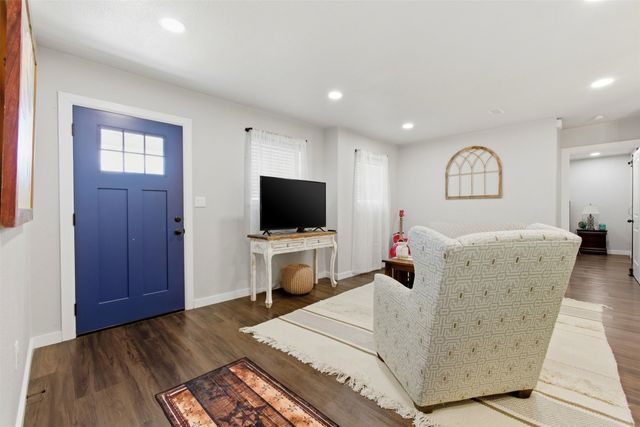 4933 Lewis Avenue, Midlothian, TX 76065