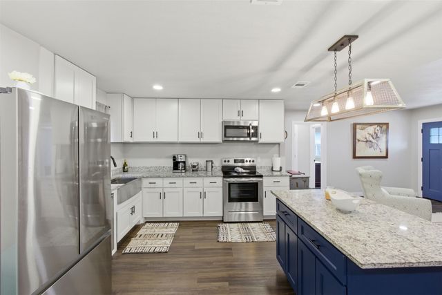 4933 Lewis Avenue, Midlothian, TX 76065