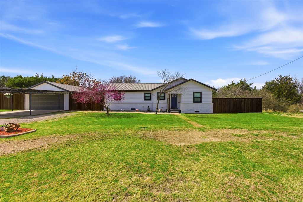 4933 Lewis Avenue, Midlothian, TX 76065