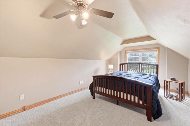 3296 PIONEER DRIVE, Green Bay, WI 54313