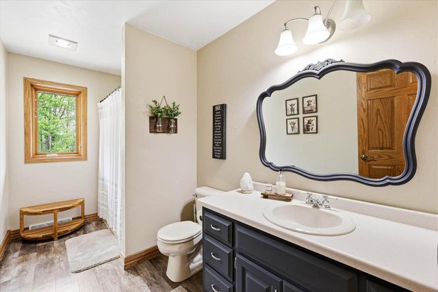 3296 PIONEER DRIVE, Green Bay, WI 54313