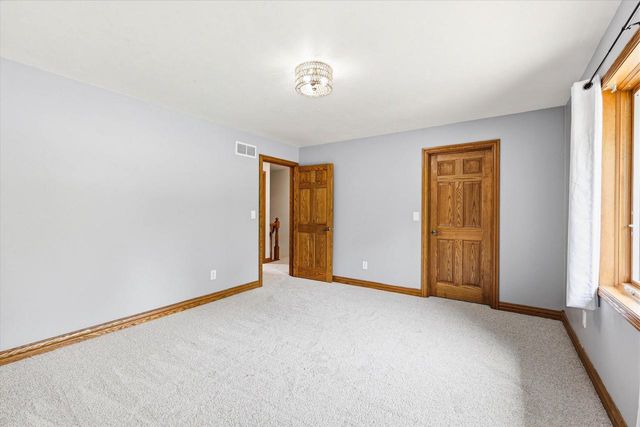 3296 PIONEER DRIVE, Green Bay, WI 54313