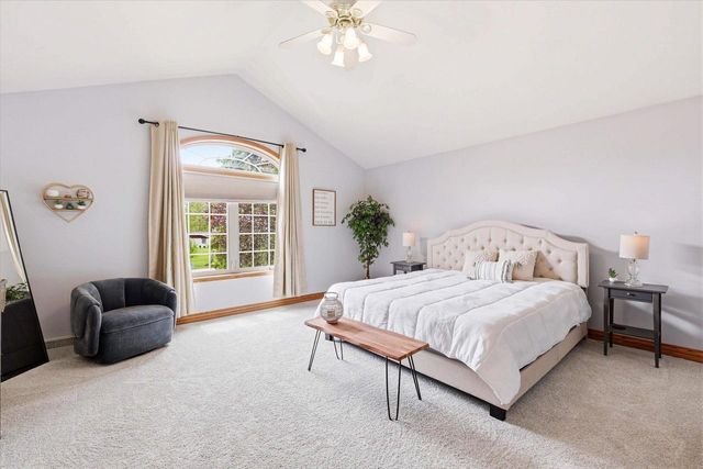 3296 PIONEER DRIVE, Green Bay, WI 54313