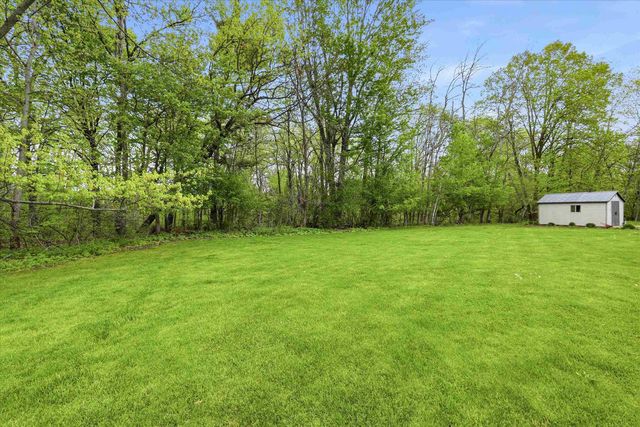 3296 PIONEER DRIVE, Green Bay, WI 54313