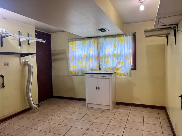 15035 Naughton Drive, South Holland, IL 60473