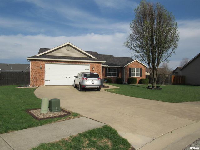 616 GARDEN Court, Chatham, IL 62629