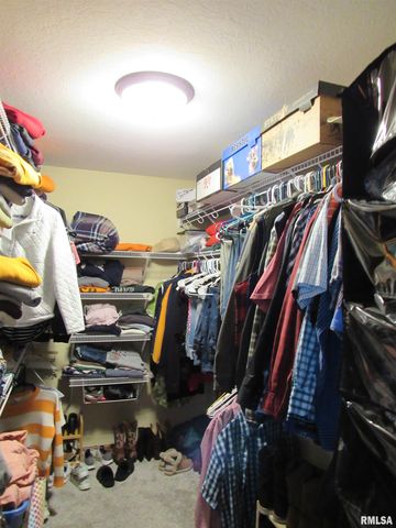 616 GARDEN Court, Chatham, IL 62629