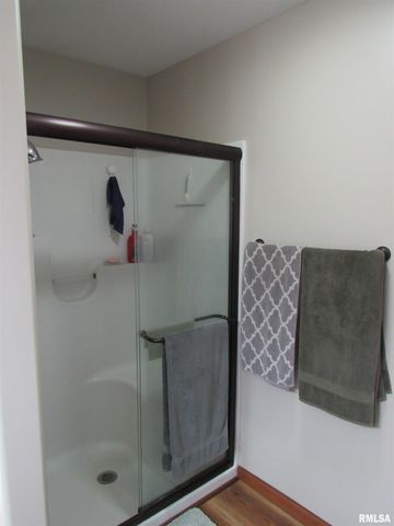 616 GARDEN Court, Chatham, IL 62629