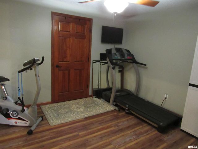 616 GARDEN Court, Chatham, IL 62629