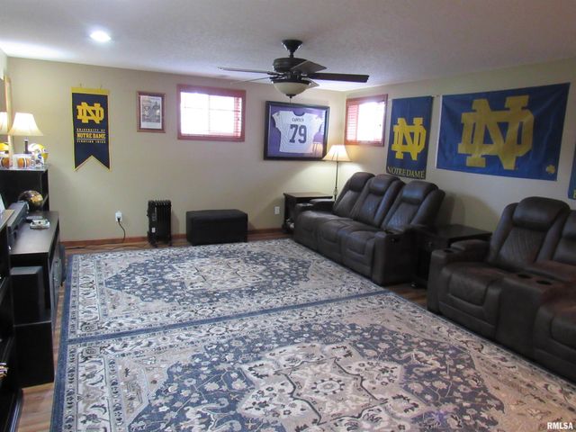 616 GARDEN Court, Chatham, IL 62629