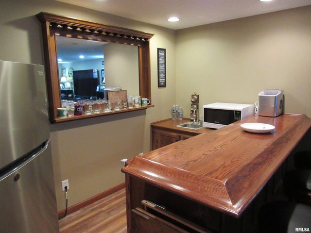 616 GARDEN Court, Chatham, IL 62629