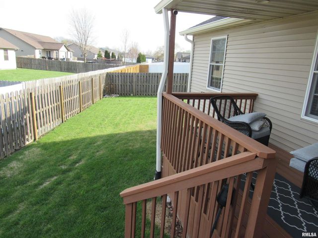 616 GARDEN Court, Chatham, IL 62629