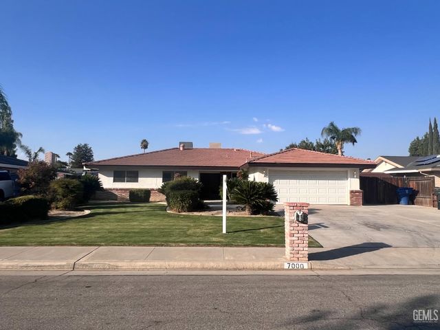 7000 Setter Court, Bakersfield, CA 93309