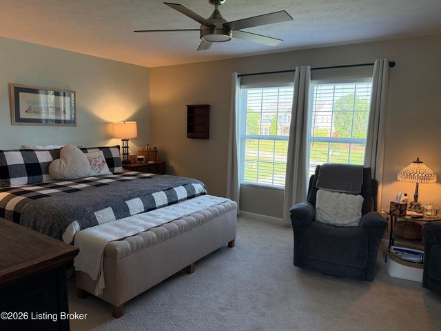 1002 Heron Cove, La Grange, KY 40031