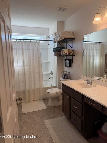 1002 Heron Cove, La Grange, KY 40031