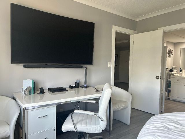 669 W Oakland Park Boulevard 205-B, Wilton Manors, FL 33311