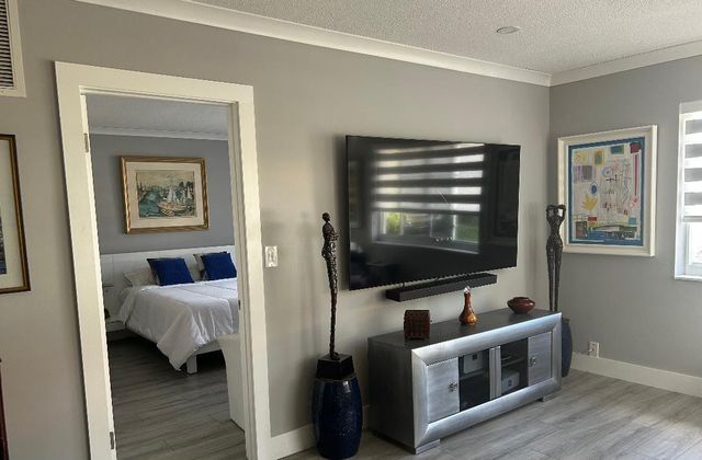 669 W Oakland Park Boulevard 205-B, Wilton Manors, FL 33311