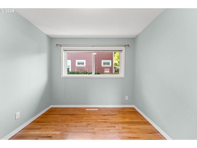 9619 N EXETER Ave, Portland, OR 97203