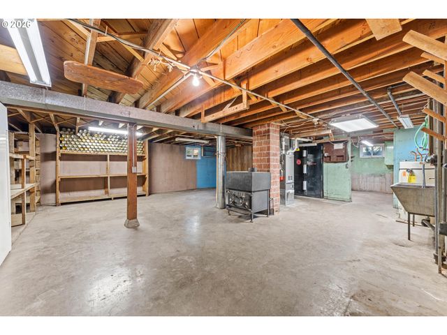 9619 N EXETER Ave, Portland, OR 97203