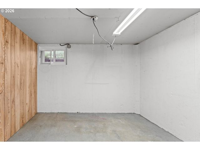 9619 N EXETER Ave, Portland, OR 97203