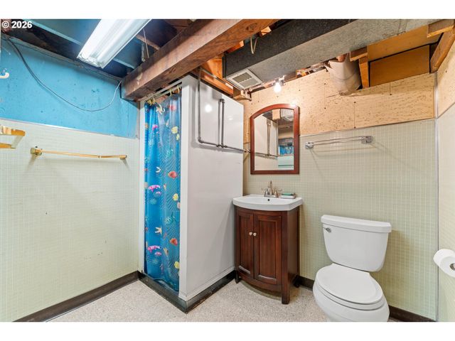 9619 N EXETER Ave, Portland, OR 97203