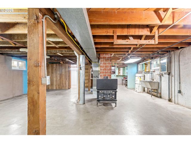 9619 N EXETER Ave, Portland, OR 97203