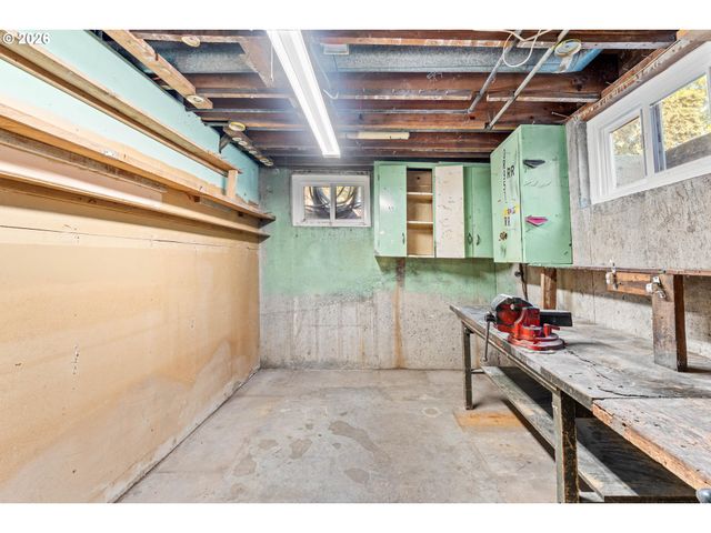 9619 N EXETER Ave, Portland, OR 97203