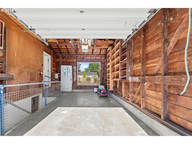 9619 N EXETER Ave, Portland, OR 97203