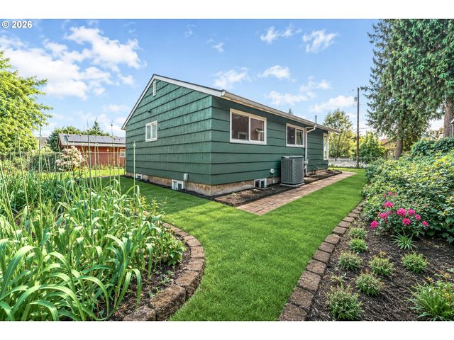 9619 N EXETER Ave, Portland, OR 97203