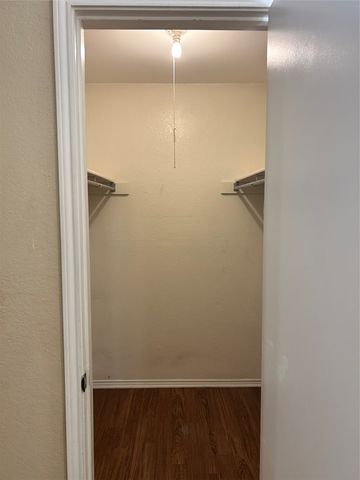 6532 Central Avenue, North Richland Hills, TX 76182